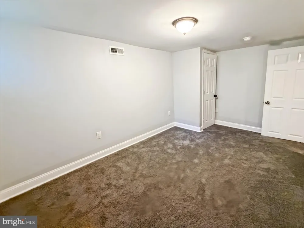 3706 WOODHAVEN AVENUE Baltimore, MD 21216