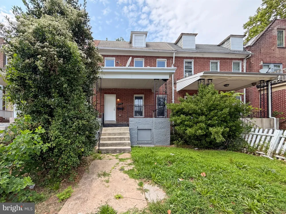 3706 WOODHAVEN AVENUE Baltimore, MD 21216