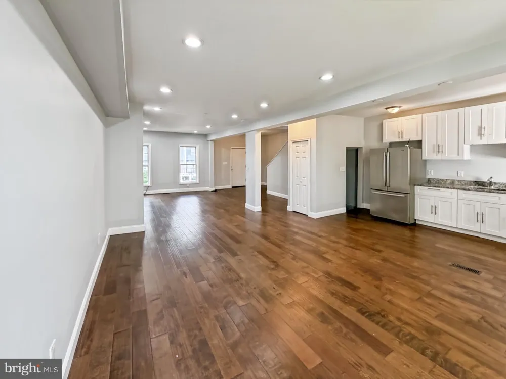 3706 WOODHAVEN AVENUE Baltimore, MD 21216