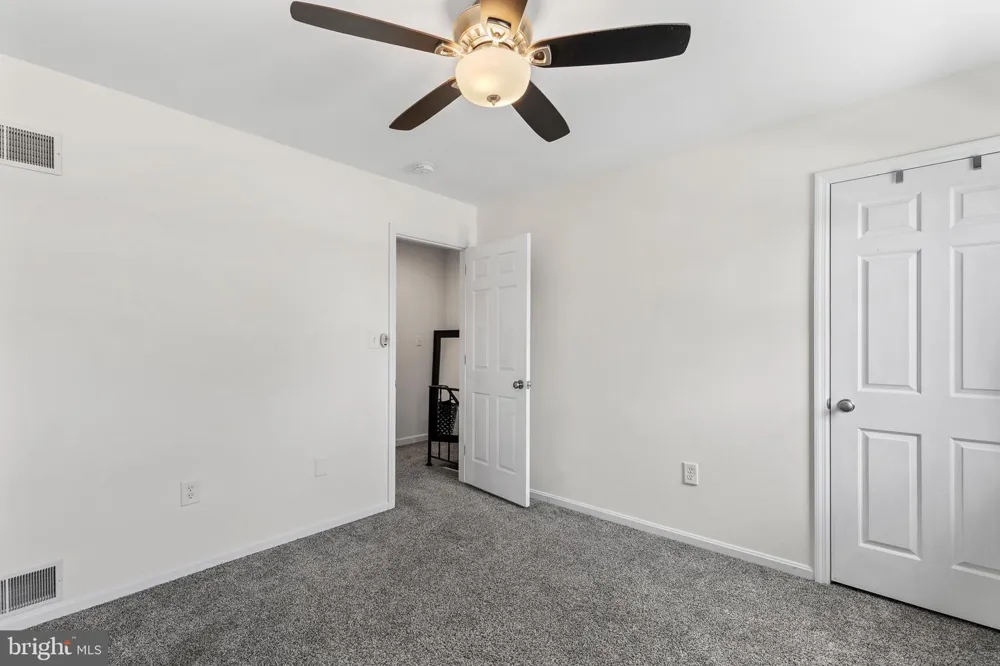 2440 DOUGLAS DRIVE Lancaster, PA 17602