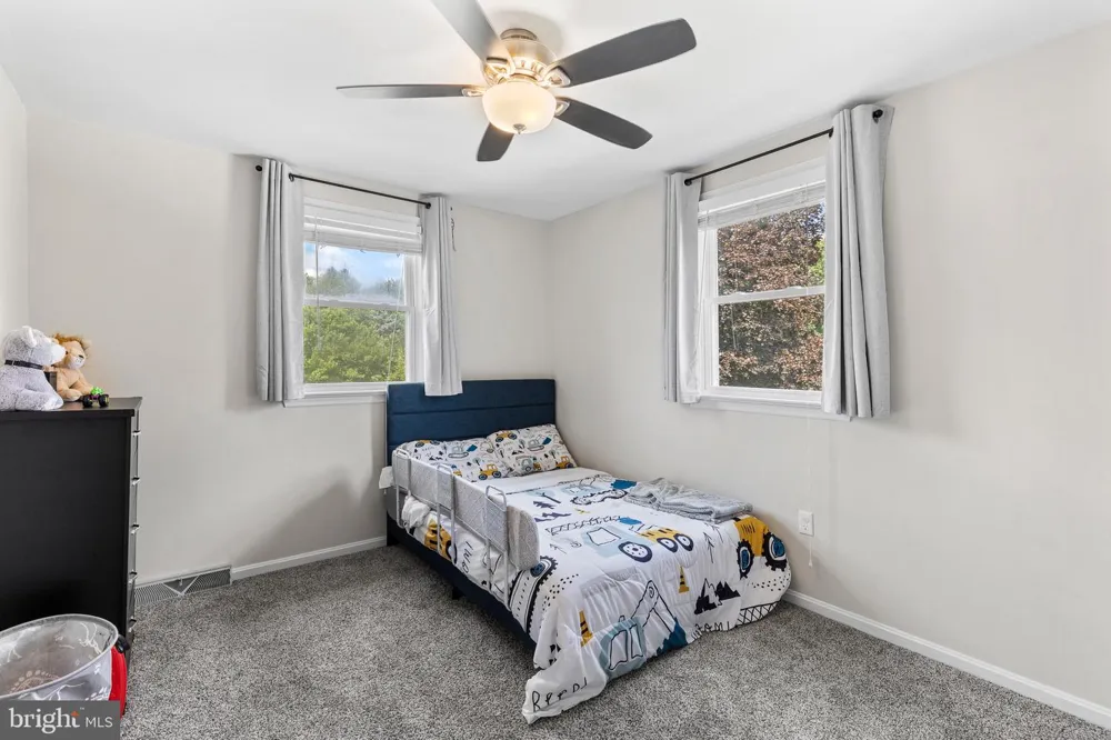 2440 DOUGLAS DRIVE Lancaster, PA 17602