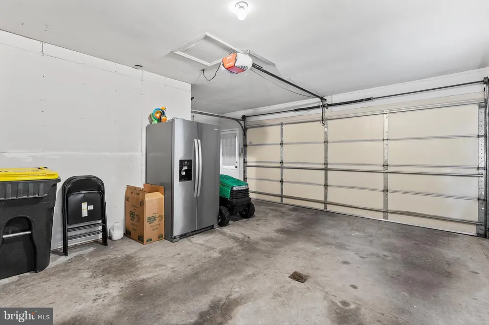 2440 DOUGLAS DRIVE Lancaster, PA 17602