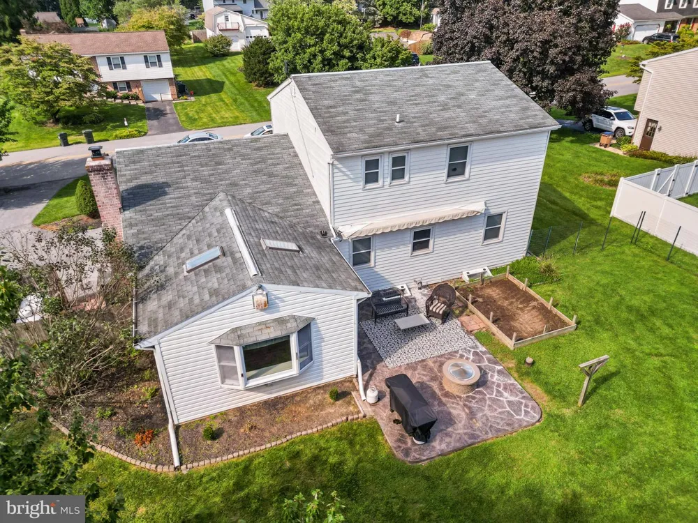 2440 DOUGLAS DRIVE Lancaster, PA 17602