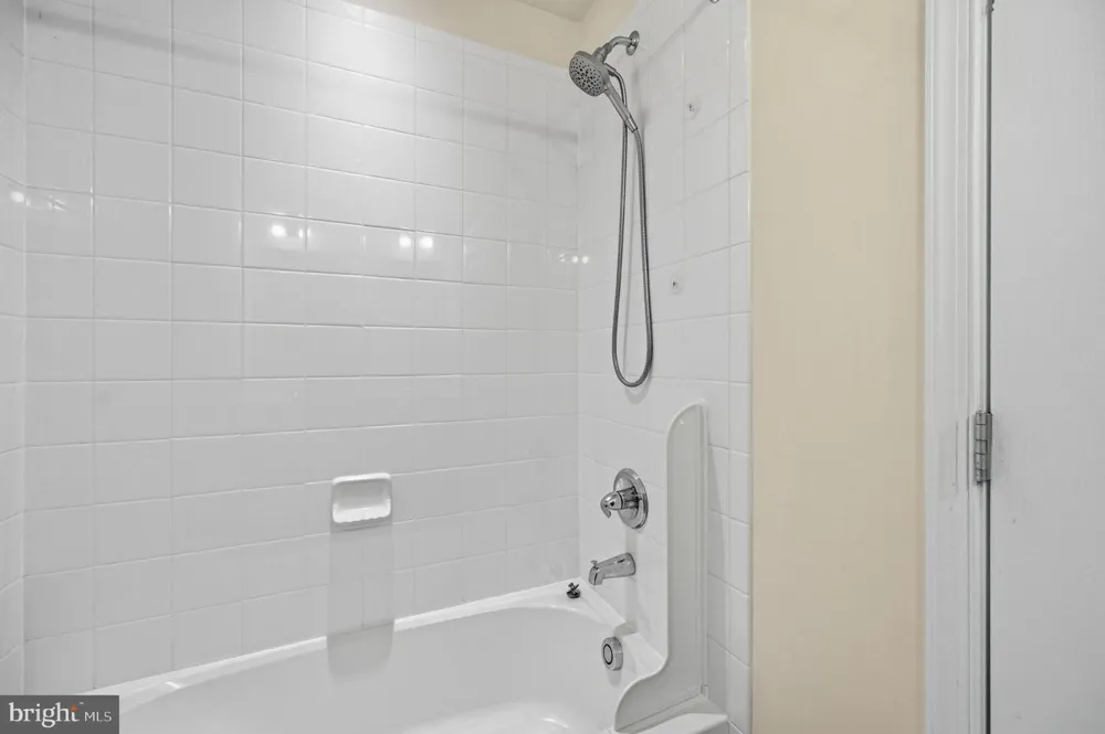 128 ALLIANCE COURT Winchester, VA 22602