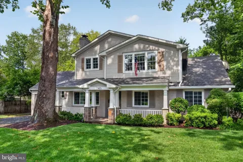 7965 BOLLING DRIVE