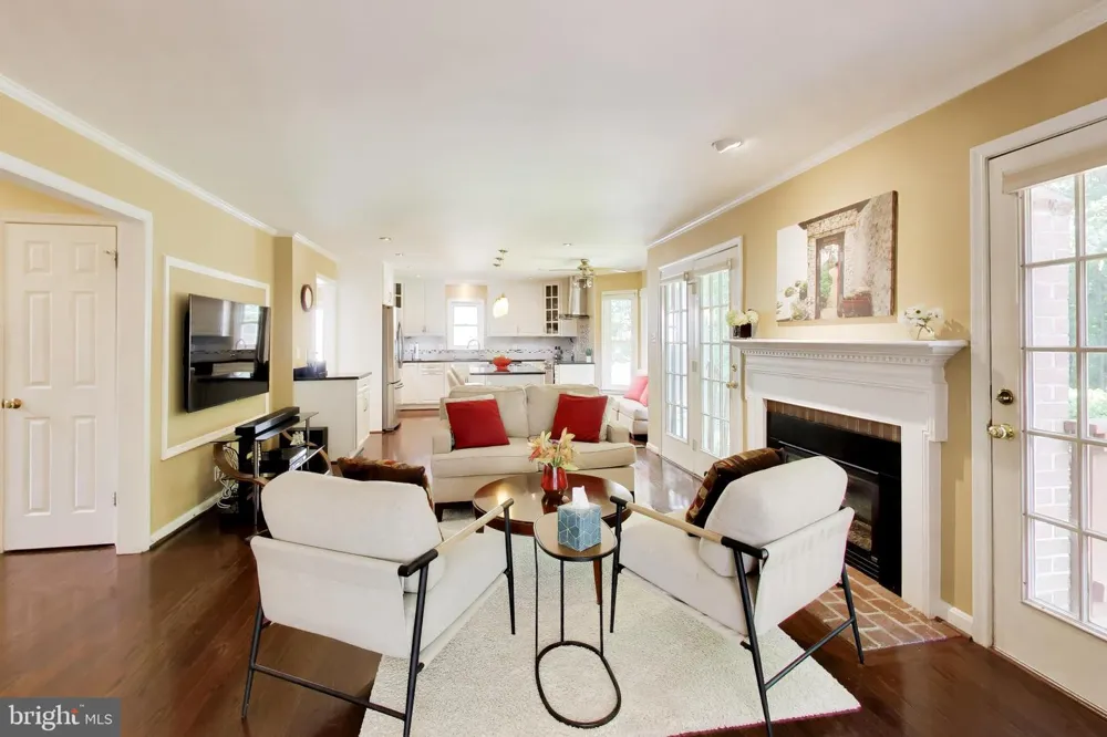 435 UPSHIRE CIRCLE Gaithersburg, MD 20878