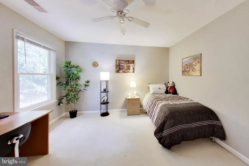 435 UPSHIRE CIRCLE Gaithersburg, MD 20878