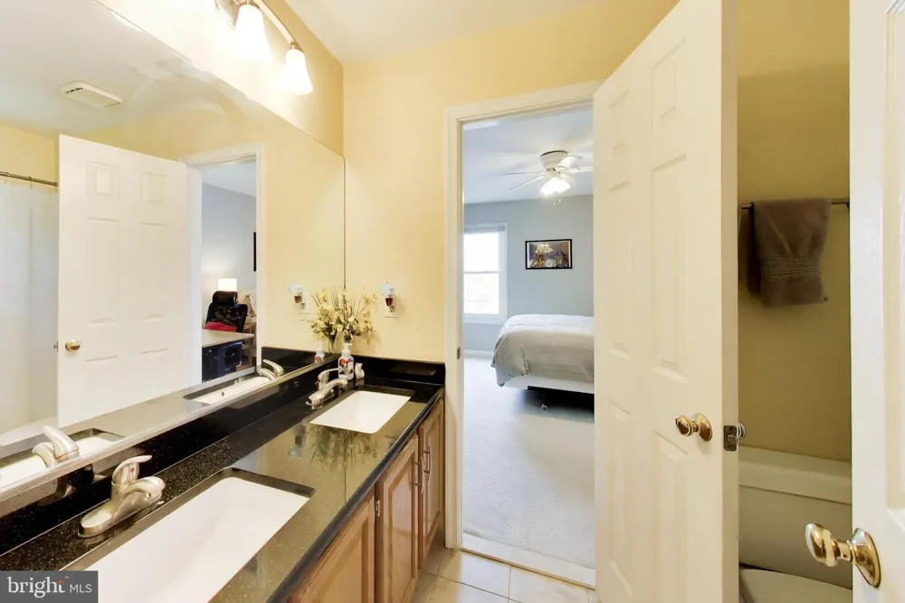 435 UPSHIRE CIRCLE Gaithersburg, MD 20878