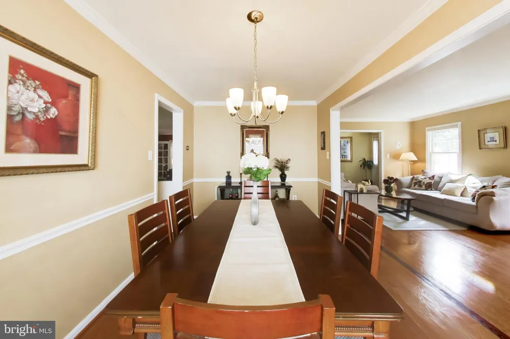 435 UPSHIRE CIRCLE Gaithersburg, MD 20878