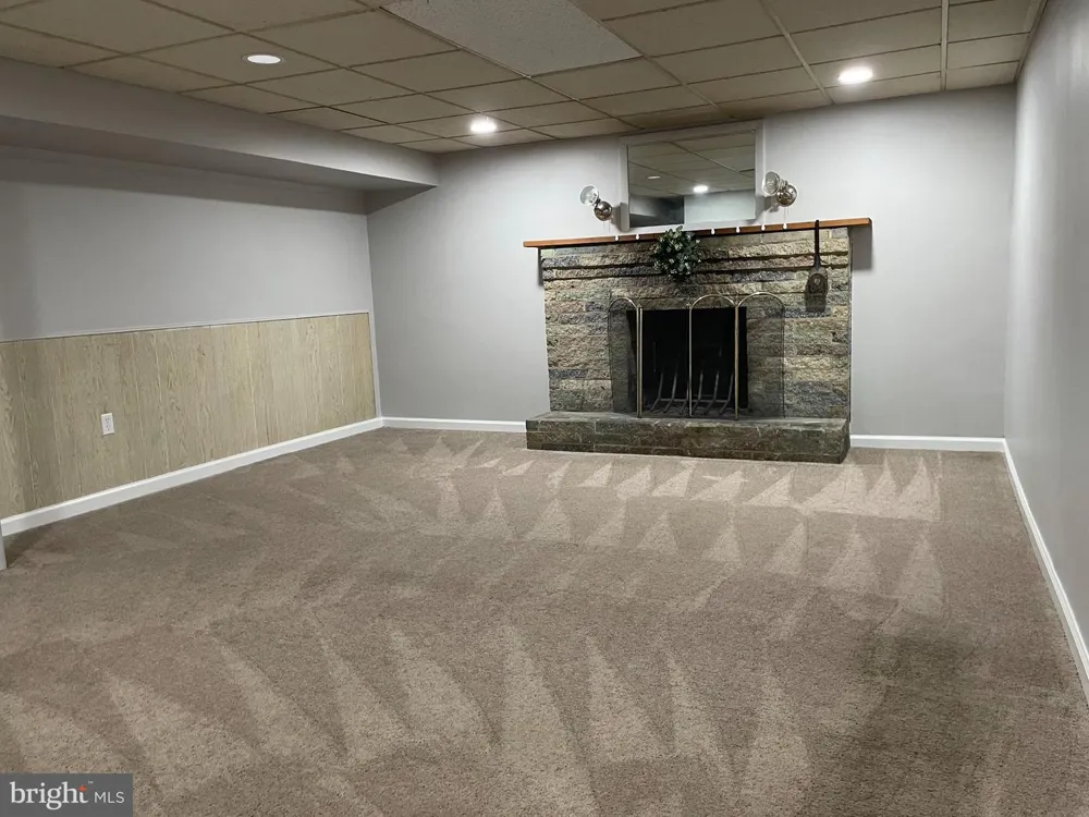 6800 CRAFTON LANE Clinton, MD 20735