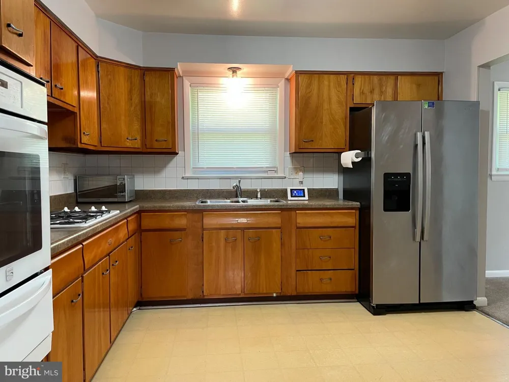 6800 CRAFTON LANE Clinton, MD 20735