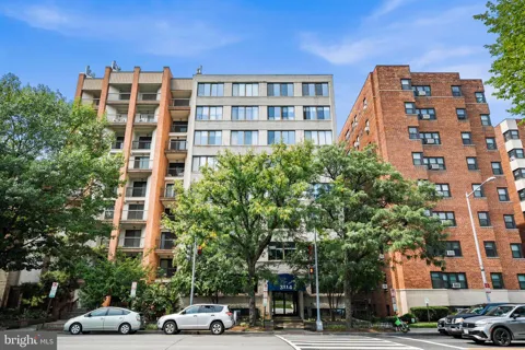 3114 WISCONSIN AVENUE NW #404