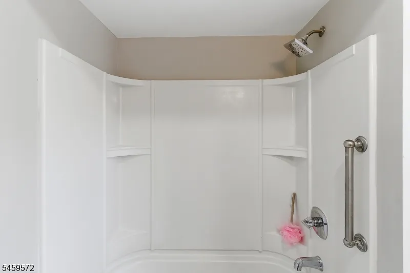 26 W 2Nd St Florence, NJ 08518