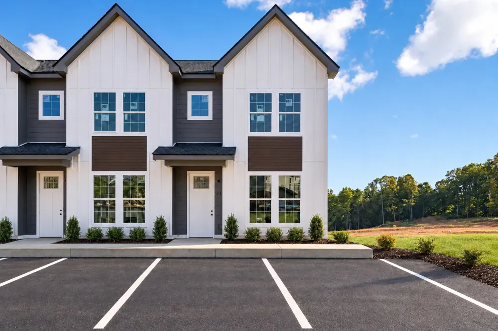 2255 McCormick Ln #107 Clarksville, TN 37040