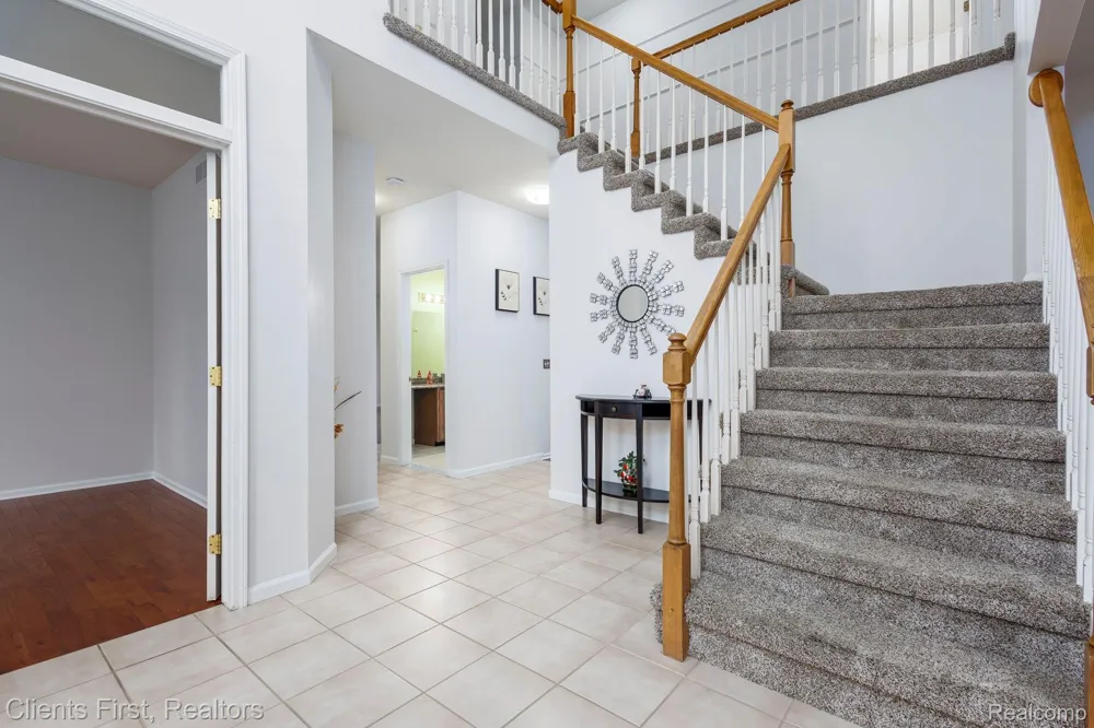 45498 Muirfield Drive Canton Charter Township, MI 48188