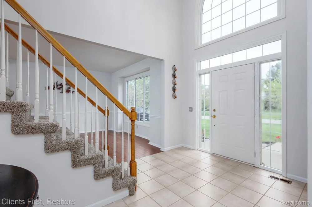 45498 Muirfield Drive Canton Charter Township, MI 48188