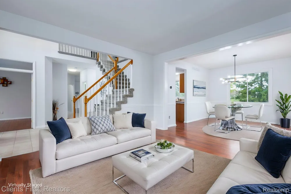 45498 Muirfield Drive Canton Charter Township, MI 48188