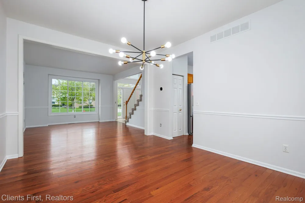 45498 Muirfield Drive Canton Charter Township, MI 48188
