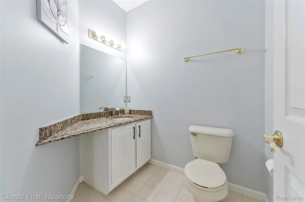 45498 Muirfield Drive Canton Charter Township, MI 48188