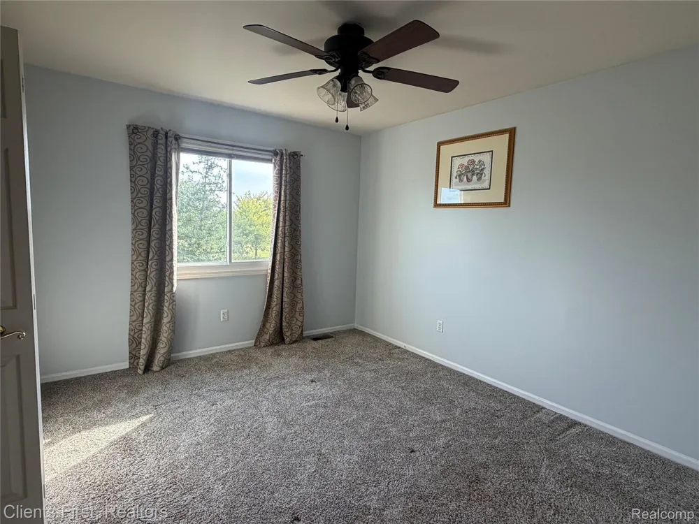 45498 Muirfield Drive Canton Charter Township, MI 48188