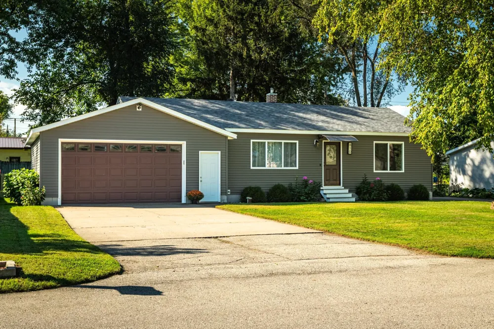 810 Hanson Road La Crosse, WI 54603