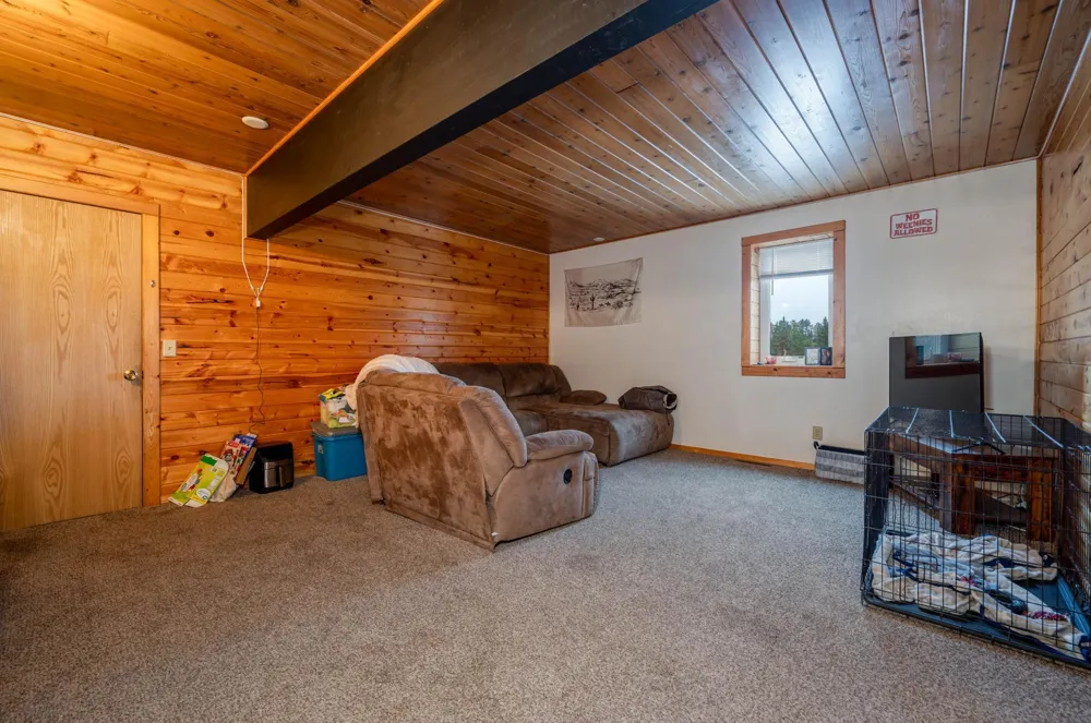 200 NE Hwy 1 Effie, MN 56639