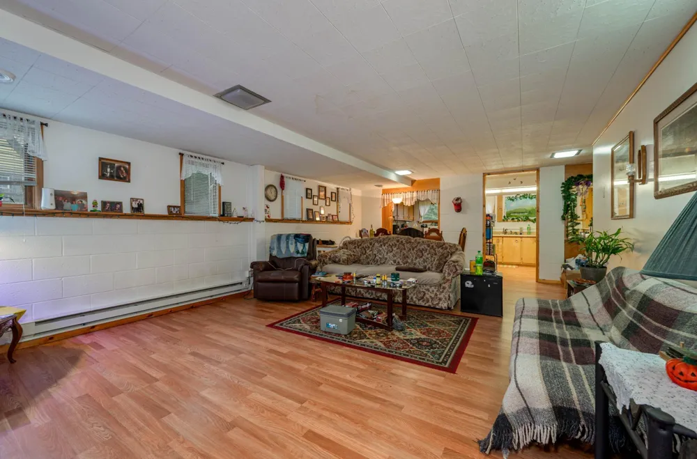 200 NE Hwy 1 Effie, MN 56639