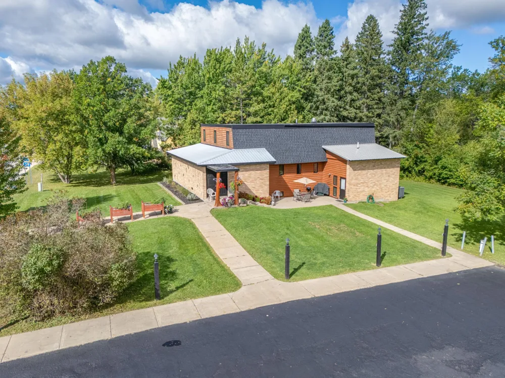 200 NE Hwy 1 Effie, MN 56639