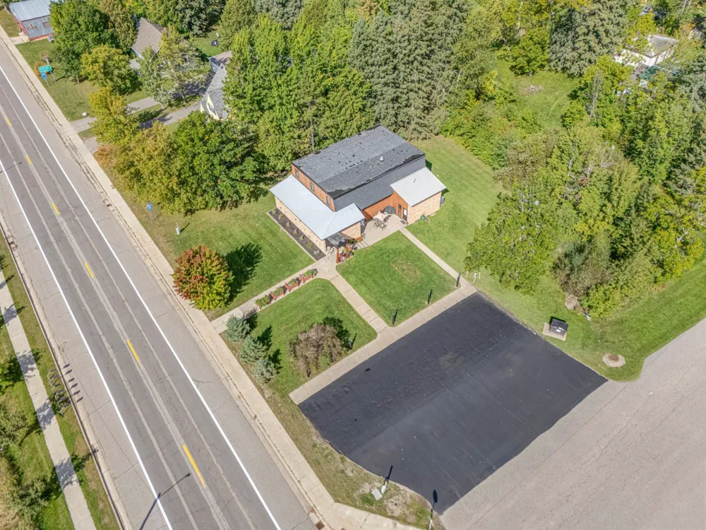 200 NE Hwy 1 Effie, MN 56639