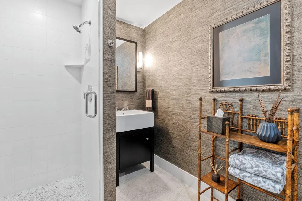 111 4th Avenue #403 Minneapolis, MN 55401