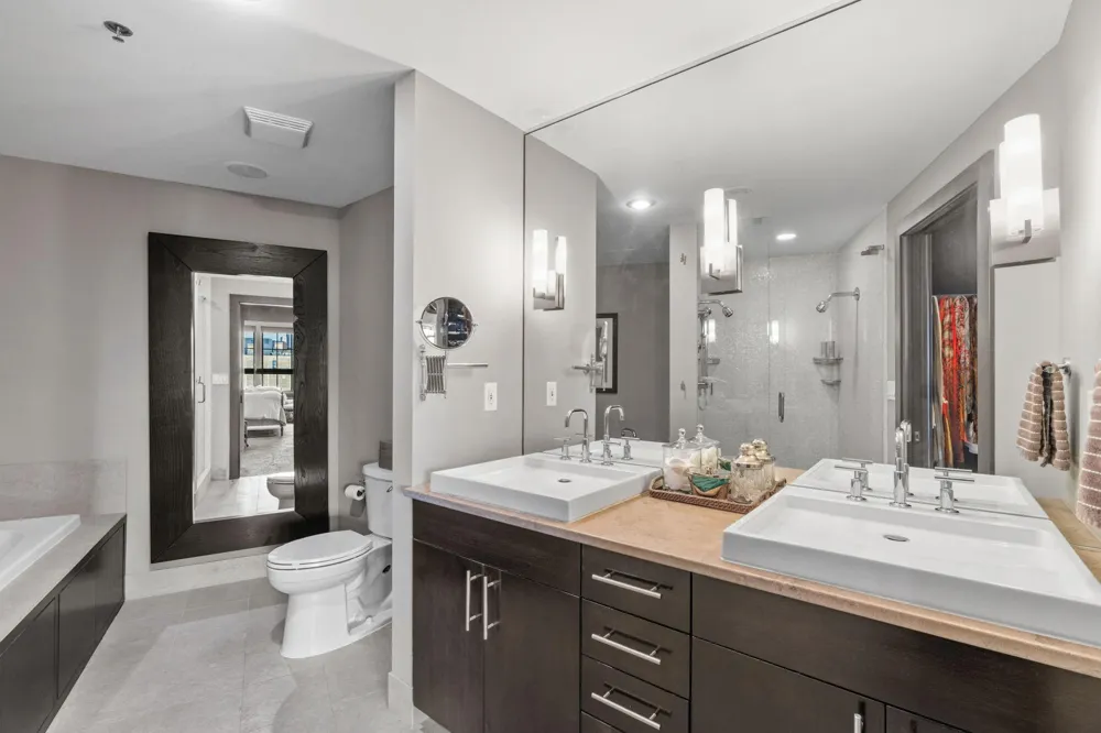 111 4th Avenue #403 Minneapolis, MN 55401