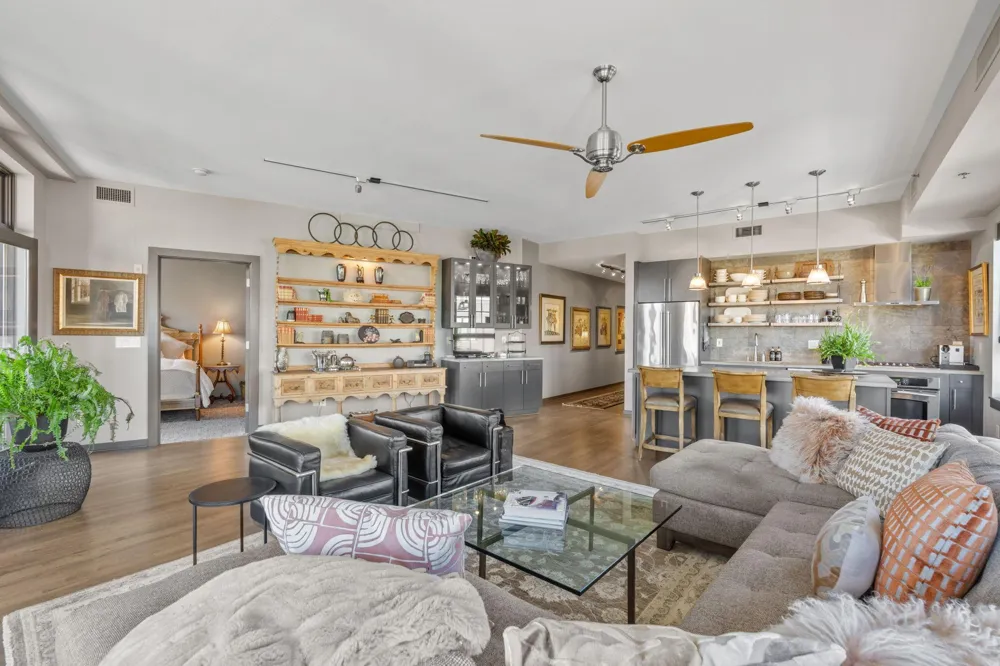 111 4th Avenue #403 Minneapolis, MN 55401