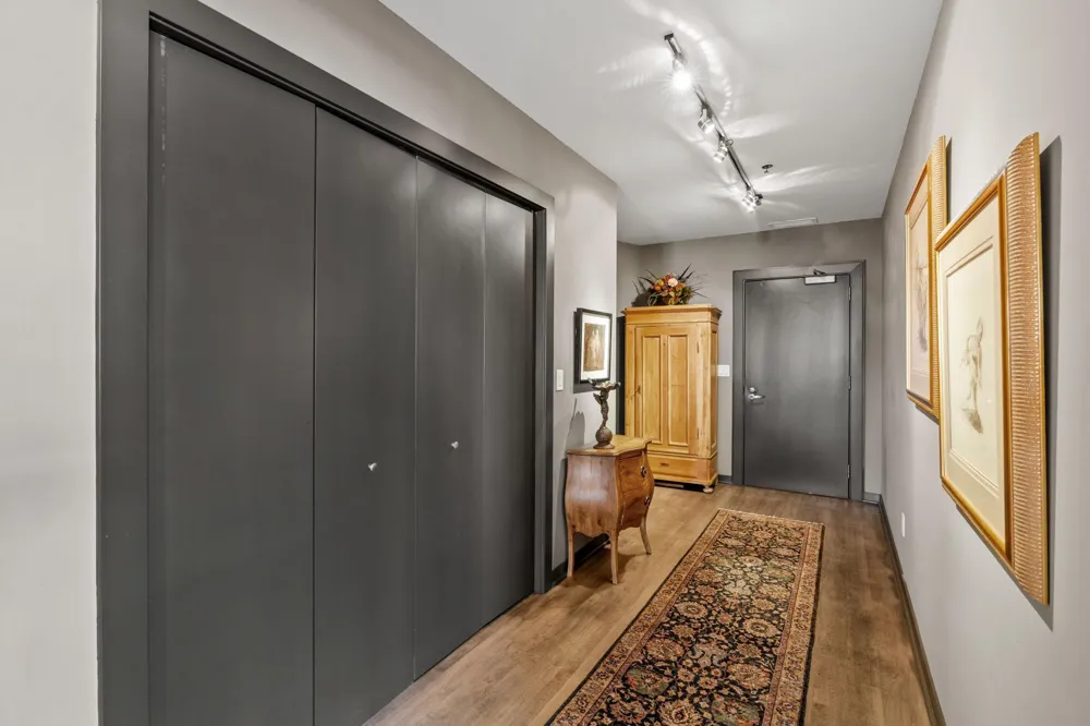 111 4th Avenue #403 Minneapolis, MN 55401