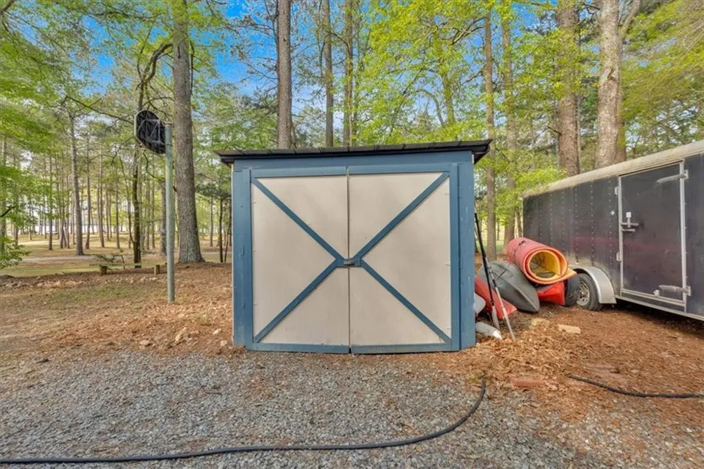 5400 Kings Camp C16 Road SE Acworth, GA 30102