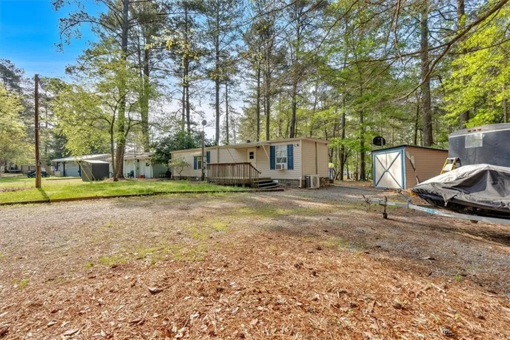 5400 Kings Camp C16 Road SE Acworth, GA 30102