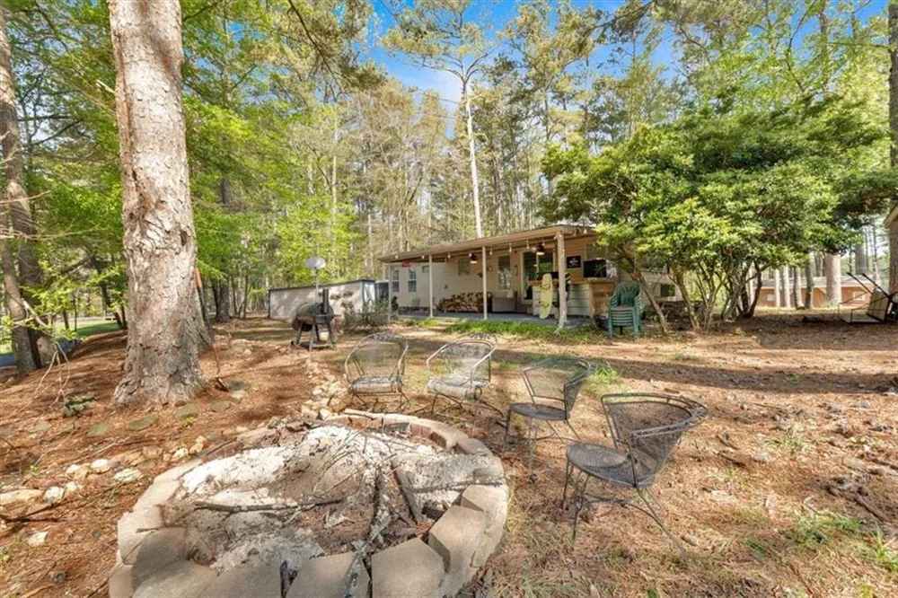 5400 Kings Camp C16 Road SE Acworth, GA 30102