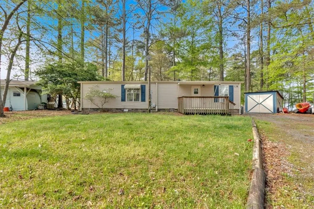5400 Kings Camp C16 Road SE Acworth, GA 30102