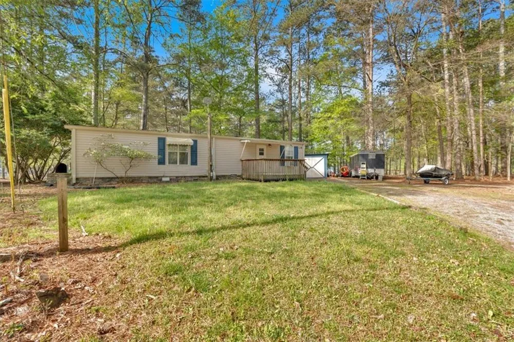 5400 Kings Camp C16 Road SE Acworth, GA 30102