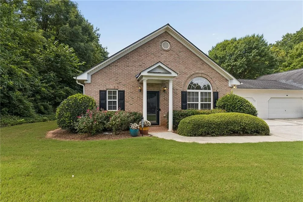 3392 Raes Creek Road Marietta, GA 30008