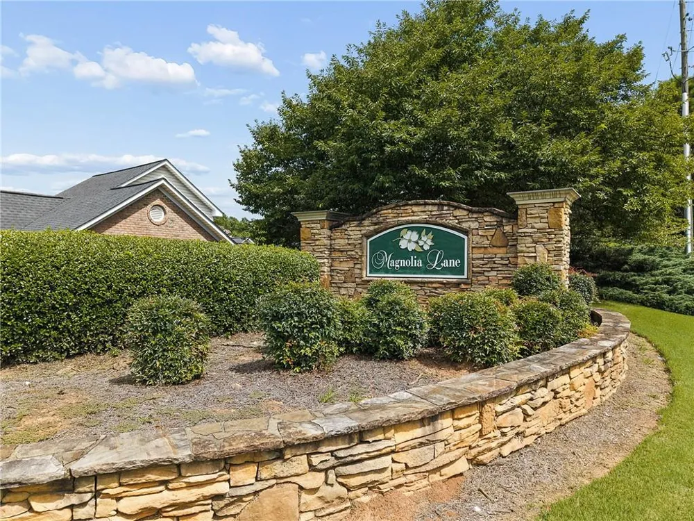 3392 Raes Creek Road Marietta, GA 30008