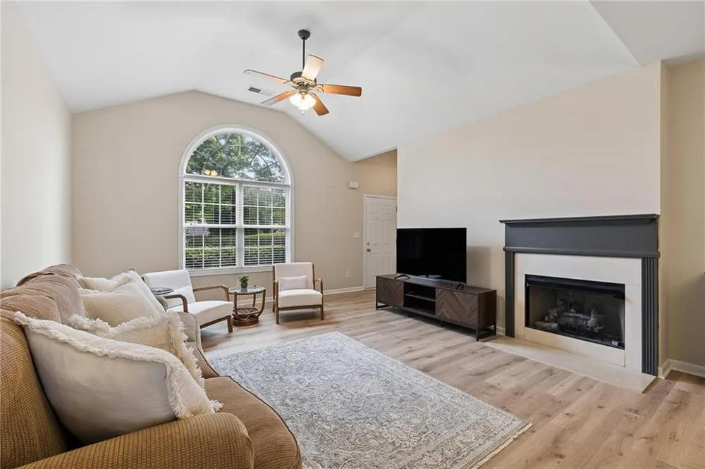 3392 Raes Creek Road Marietta, GA 30008