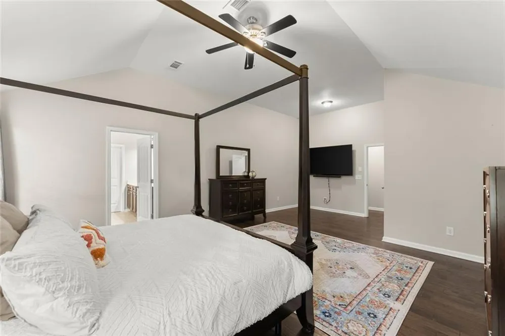 5815 Crest Oak Way Cumming, GA 30028