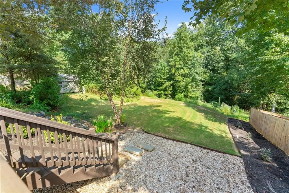 5815 Crest Oak Way Cumming, GA 30028