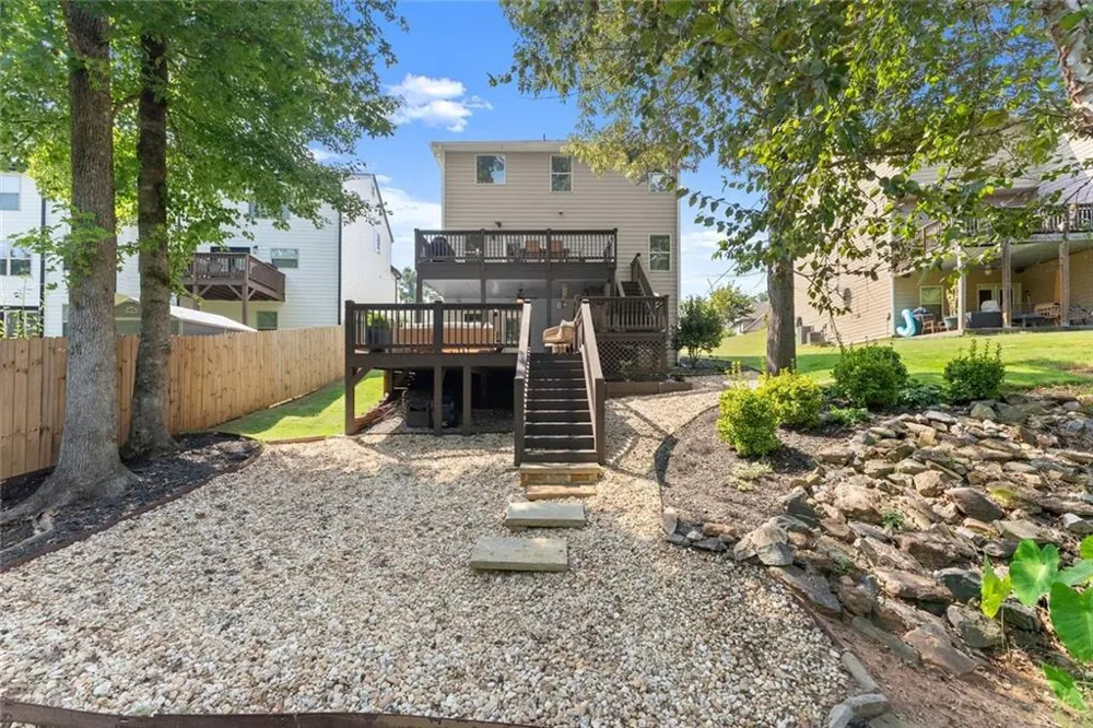 5815 Crest Oak Way Cumming, GA 30028