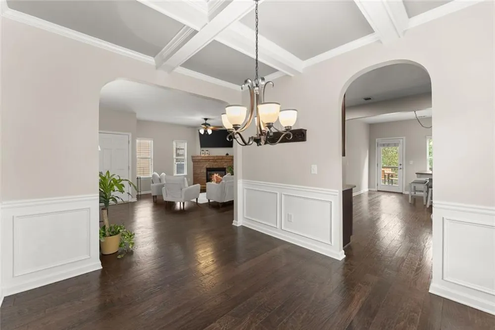 5815 Crest Oak Way Cumming, GA 30028
