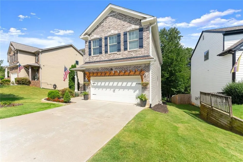 5815 Crest Oak Way Cumming, GA 30028
