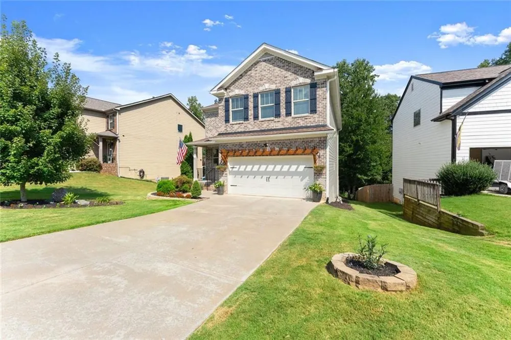 5815 Crest Oak Way Cumming, GA 30028