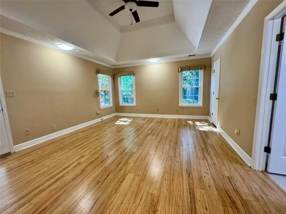 11860 Wexford Club Drive Roswell, GA 30075