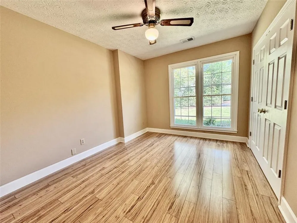 11860 Wexford Club Drive Roswell, GA 30075
