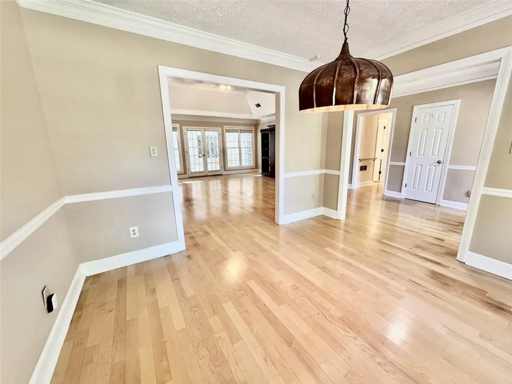 11860 Wexford Club Drive Roswell, GA 30075